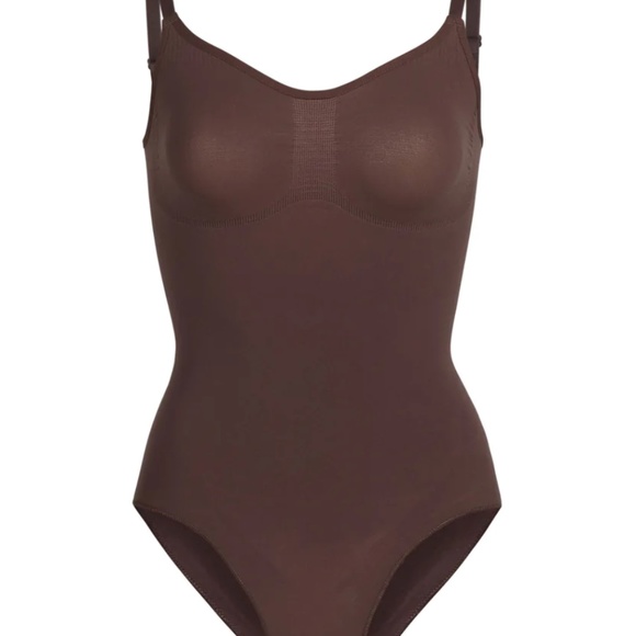 SKIMS Tops Skims Sculpting Bodysuit W Snaps Poshmark